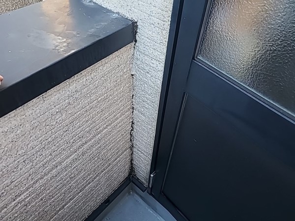 雨漏り点検　笠木飛散　